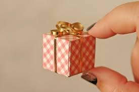Tiny Gift Boxes Pattern On Craftsy Com Tiny Gifts Box Patterns Easy Paper Crafts