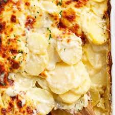 Garlic Parmesan Scalloped Potatoes Video Cafe Delites Scalloped Potato Recipes Scalloped Potatoes Cheesy Potato Side Dishes