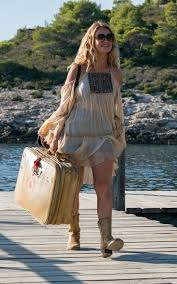 Why mamma mia 2 used so much cgi. Pin By Beaudewijn Padilla On Lily James Mamma Mia Fashion Style
