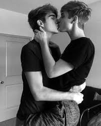 Pin On Male Passion M M Kissing And Hugging