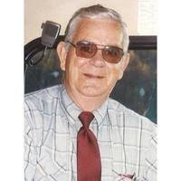 Clint Mills's Instagram, Twitter & Facebook