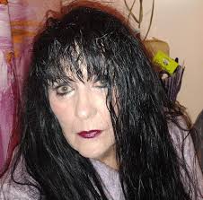 Looking for a small late 90s box tv for old game systems?