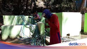 We did not find results for: Cerita Warga Desa Di Bantul Sedot Selang Pakai Mulut Demi Air Bersih