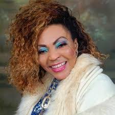 Peggy Angel's Instagram, Twitter & Facebook