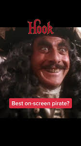 Dustin Hook's Instagram, Twitter & Facebook