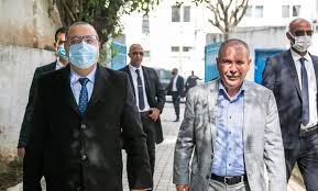 فيما أكد المشيشي العمل على الاستمرار في دعم تطوير العلاقات الليبية التونسية، خلال هذه المرحلة التي تشهد فيها ليبيا استقرارا ملحوظا يمهد الطريق للبناء والتنمية، وفق البيان. Ø§Ù†Ø·Ù„Ø§Ù‚Ø§ Ù…Ù† Ø§Ù„ØºØ¯ Ø§Ù„Ù…Ø´ÙŠØ´ÙŠ ÙÙŠ Ø²ÙŠØ§Ø±Ø© Ø§Ù„Ù‰ Ù„ÙŠØ¨ÙŠØ§ Ù…ØµØ­ÙˆØ¨Ø§ Ø¨Ø«Ù„Ø§Ø«Ø© ÙˆÙÙˆØ¯ Ø±Ø¦ÙŠØ³ÙŠØ© Ø§Ù„Ù…Ø±Ø§Ù‚Ø¨ Ø§Ù„ØªÙˆÙ†Ø³ÙŠ