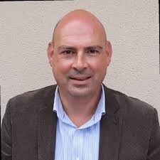 Après 17 années au sein du Crédit Agricole, le clap de fin a retenti hier.… 