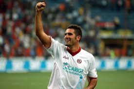 He was brought up in a working class neighbourhood known locally as 'shanghai'. Cristiano Lucarelli Livorno Torjubel