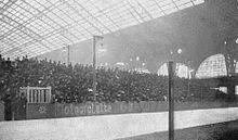 The velodrome d'hiver had been built by desgrange in the same year as he founded the tour, together with victor goddet, financial manager of the sports newspaper l'auto and jacques' father. Velodrome D Hiver Wikipedia