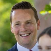 100+ "Michael Med" profiles