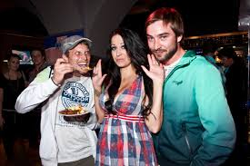 Adam raiter souboj proti své kamarádce pazderkové vyhrál, radost ale neměl. Najde Si Zastera Po Survivoru Pritelkyni Diky Dohazovacce Kafe Cz