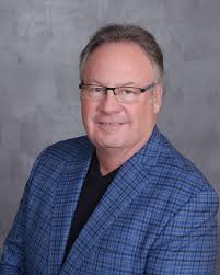 Can someone slim bodies in a photo?