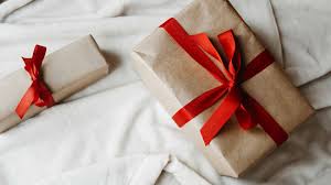 Once you redeem your airbnb gift card, gift credit will be available to apply to your next reservation. 10 Gift Ideas For Minimalists Chris Sara