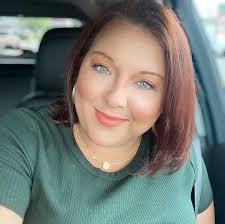 Interior designers looking to build portfolio