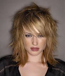 If you one fans of katty perry may be you want to try her haircuts hairstyle ideas with colorful style with short, medium or even long hair. Medium Hairstyles For Women 2014 Best Women Hairstyles For 2014