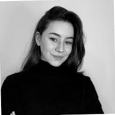 Roxanne Champion's Instagram, Twitter & Facebook