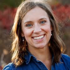 Stephanie Witte (@sleonardwitte)