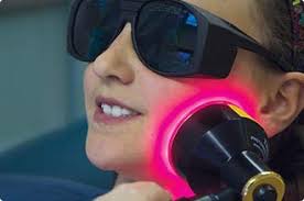 Red light and oral health