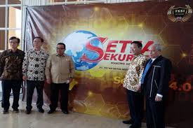 Tssi adalah sebuah perusahaan yang bergerak di bidang mold maker dan plastic injection molding untuk kebutuhan industri otomotif dan elektronik. Antisipasi Revolusi Industri Pp Polri Luncurkan Jasa Security 4 0 Ekonomi Bisnis Com