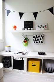 Sisustus Lastenhuone Skandinaavinen Etuovi Com Sisustus Kallax Ikea Ikea Kallax Hack Ikea Hack Kids