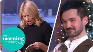 Colin Cloud Freaks Out Holly Willoughby After Mind Reading An Embarrassing  Memory