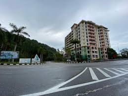 Hari esok, kami berpakat untuk bertolak ke teluk batik dari rumah sewa. Eagle Nest At Marina Cove Resort Lumut Harga Terkini 2021