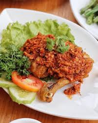 Kuliner Jakarta Info Di Instagram Go Follow Repost Eatwithkoko Ayam Geprek Pedas Ayam Geprek Pedas Yang Bener Bener Ped Makanan Ayam Instagram