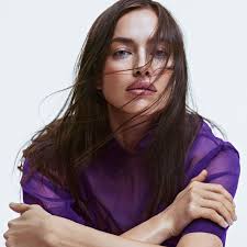 Cómo usar el aceite de romero en el cabello