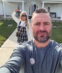 Alan Anschutz's Instagram, Twitter & Facebook