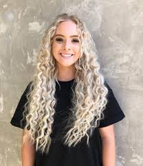 By now you already know that, whatever you are looking for, you're sure to find it on. 16 Blonde Curly Hair Ideas Trending In 2020