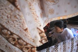 Maybe you would like to learn more about one of these? Ekspor Batik Indonesia Semester I 2019 Tembus Rp 253 Miliar Industri Katadata Co Id