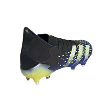 Genauso bewegst du dich mit ihm über den platz: Adidas Predator Freak 1 Sg Fussballschuhe Blau Goalinn