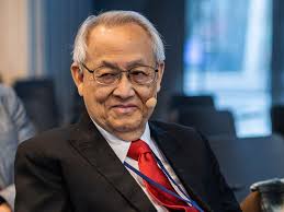 Leon Chua: A bulb versus Google go player