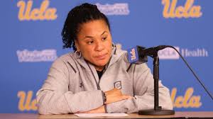 Lauren Betts voices her appreciation for South Carolina's Dawn Staley