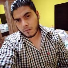 Buenas tardes, saben si le quedan estos faros a un Tsuru de 1993?? O hay  que adaptarlos? Soy nuevo y tengo uno en proyecto y quería ver si le puedo  meter unos