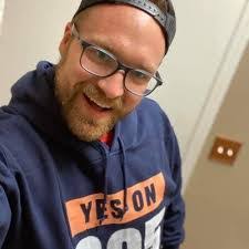 Amanda Dudgeon's Instagram, Twitter & Facebook