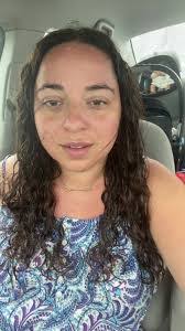 Melanie Cohen's Instagram, Twitter & Facebook