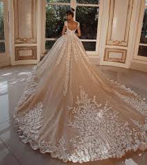 Aug 16, 2021 · unsere designer brautkleider gehen von romantischen tüll prinzessinnen kleidern mit viel spitze. Luxus Hochzeitskleider Lang Glitzer Brautkleider Prinzessin Mit Spitze Kleider Hochzeit Hochzeitstag Kleider Prinzessin Kleid Hochzeit
