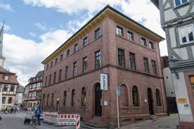 Derzeit 10 freie mietwohnungen in ganz lohr a. Datei Lohr Am Main Hauptstrasse 1 001 Jpg Wikipedia