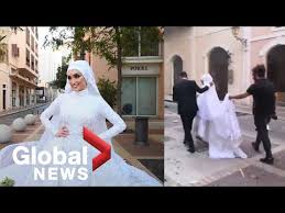 Beirut Explosion Bride S Photoshoot Interrupted By Massive Blast Youtube