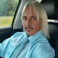 Justin Hammock's Instagram, Twitter & Facebook