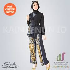 Temukan penawaran terbaik hanya di butiktenunjepara online. Model Baju Dari Kain Tenun Penggambar