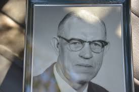 Kenneth McNutt (1902-1971)