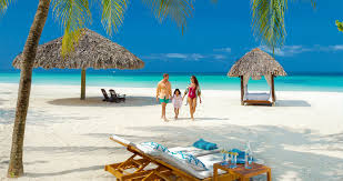Beach definition, an expanse of sand or pebbles along a shore. Family Beach Resorts In The Caribbean 1 888 Beaches