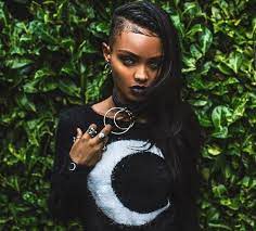 French braid suits best on unwashed hair or messy hair. 14 Goth Hairstyles That Will Help You Slay Halloween