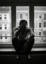 Posing men in photography is very different to posting women. 25 Men Indoor Photoshoot Ideas