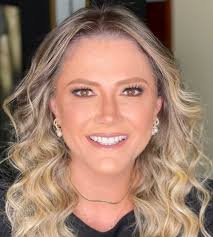 Confira os aniversariantes de hoje, 22/05/23, por Dora Nunes