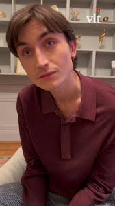 Ledarsidans krönikör Henric Nilsson gästar VLT-podden Bjurwald & co och  snackar möjligheter och utmaningar för unga på nätet