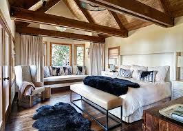While a tray ceiling is a variation of the coffered ceiling, there are a few differences between these two types of ceilings. 25 Modern Interiors With Exposed Ceiling Beams