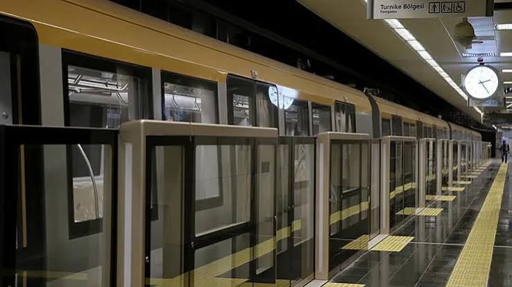 M5 metro hattı açık mı, kapalı mı? Üsküdar-Sultanbeyli metrosu neden çalışmıyor?